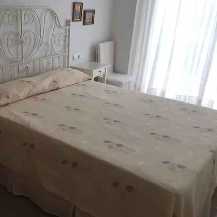 Rent this 3 bed apartment on Platja i Grau de Gandia in Avinguda d'Europa, 46730 Gandia
