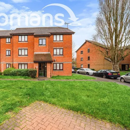 Rent this 1 bed apartment on Willenhall Drive in London, UB3 2UU