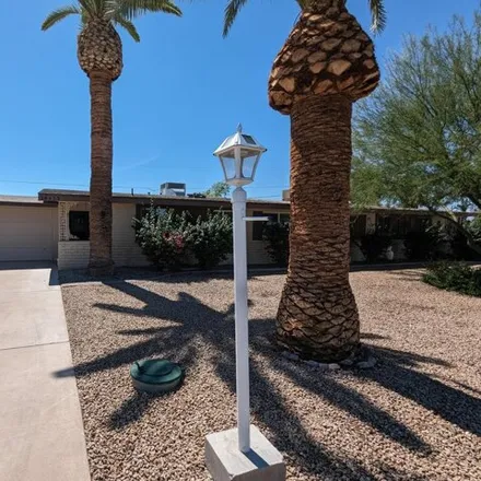 Image 3 - 10433 West Oakmont Drive, Sun City, AZ 85351, USA - House for sale