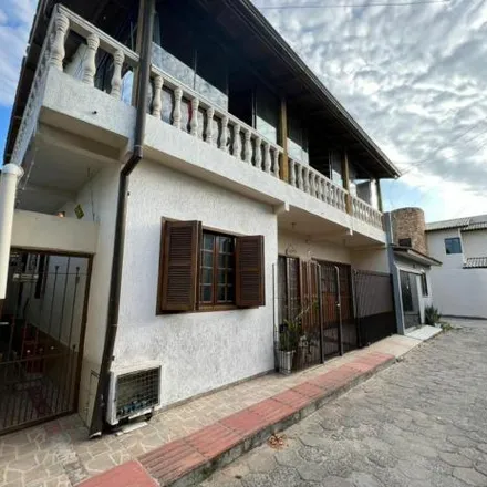 Buy this 5 bed house on Servidão Caminho do Sítio in Ingleses do Rio Vermelho, Florianópolis - SC