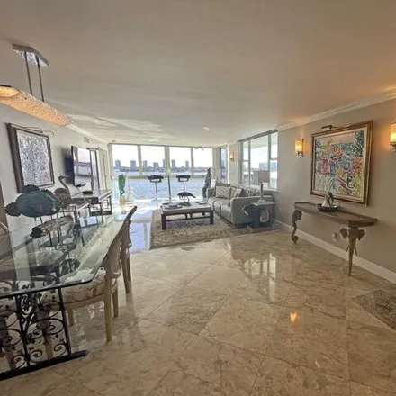 Image 8 - 399 Lake Shore Drive, Lake Park, Palm Beach County, FL 33403, USA - Condo for sale