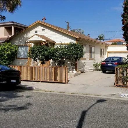 Rent this 2 bed house on 3198 21st Street in Santa Monica, CA 90405