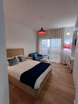 Image 8 - Rua João Lúcio de Azevedo, 4200-475 Porto, Portugal - Apartment for rent