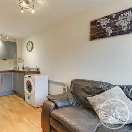 Image 2 - The Chandlers, Leeds, LS2 7BJ, United Kingdom - Apartment for sale