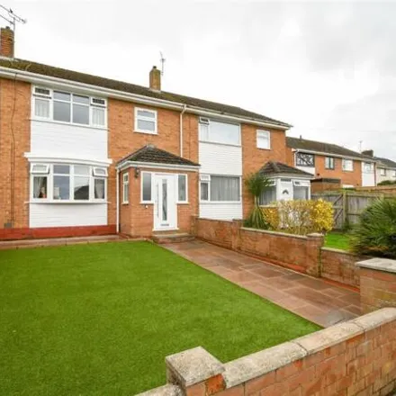 Buy this 3 bed townhouse on Dorset Road in Hoylake, CH48 6DJ