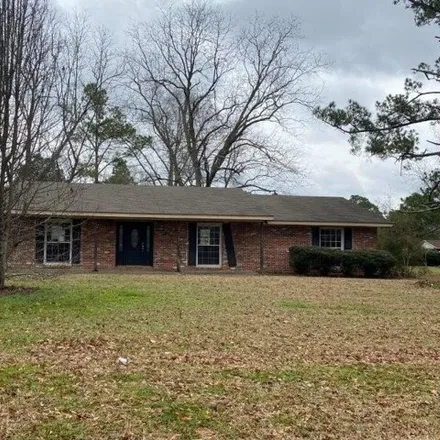 Buy this 3 bed house on 317 Magnolia Drive in Raleigh, Smith County
