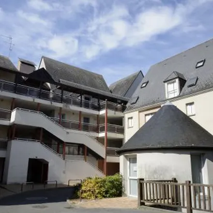 Rent this 4 bed apartment on 4 Les Petits Prés in 18700 Aubigny-sur-Nère, France