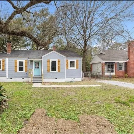 Buy this 3 bed house on 1130 Tally Court West in Mobile, AL 36606