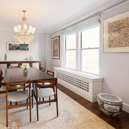 Image 3 - 8 East 96th Street, New York, NY 10128, USA - Apartment for sale