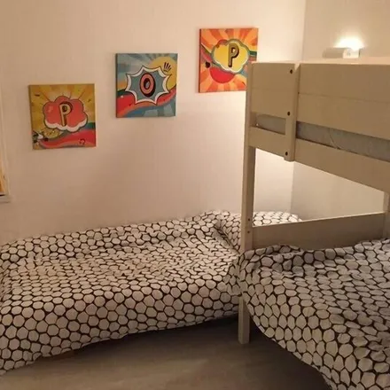 Rent this 1 bed duplex on Gendarmerie nationale in Rue Jean Michel, 33680 Lacanau