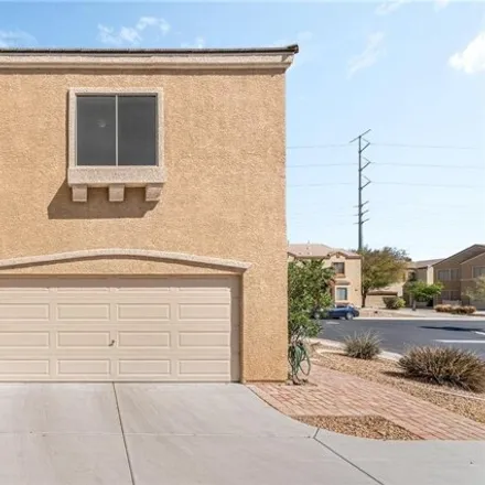 Image 1 - 601 Civic Holiday Avenue, North Las Vegas, NV 89031, USA - Townhouse for sale