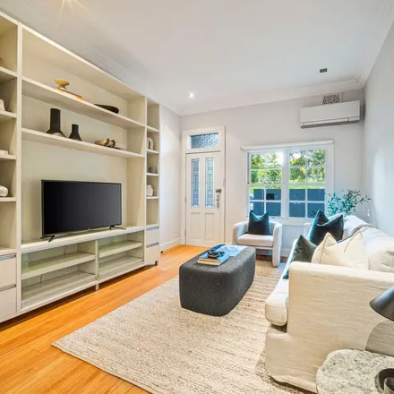 Image 3 - 242 Henderson Road, Alexandria NSW 2015, Australia - Apartment for rent