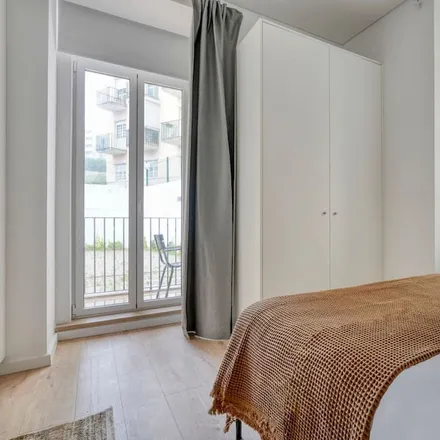 Rent this studio apartment on Lisbon