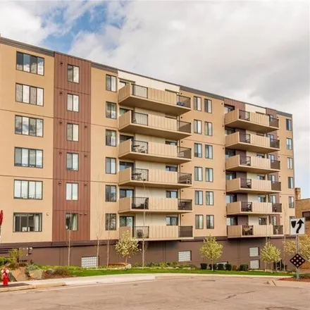 Buy this 1 bed condo on Linden Hills Business District in 2800 West 44th Street, Minneapolis