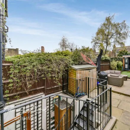 Image 7 - 39 Greenwich South Street, London, SE10 8NS, United Kingdom - Townhouse for sale