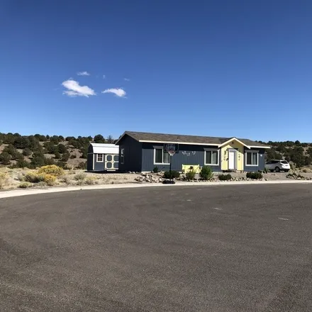 Image 2 - 699 Mill Avenue, Ely, NV 89301, USA - House for sale