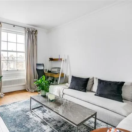 Rent this 1 bed room on 79 Hereford Road in London, W2 5AH