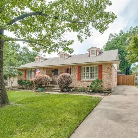 Buy this 3 bed house on 11615 Farrar St in Dallas, Texas