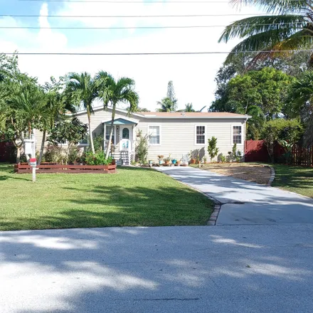 Image 3 - 4629 Southeast Circle Way, Port Salerno, FL 34997, USA - House for sale
