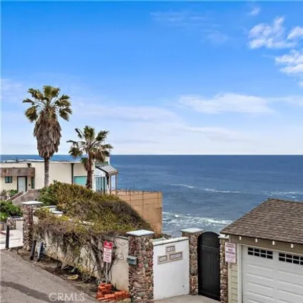 Image 1 - 683 Sleepy Hollow Lane, Laguna Beach, CA 92651, USA - Condo for rent