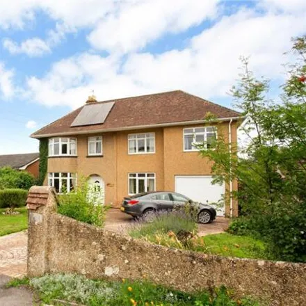 Buy this 5 bed house on Wyvern St Edmund's in Church Road, Salisbury