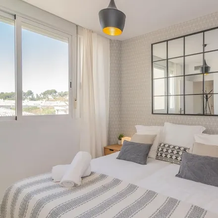 Rent this 3 bed apartment on Parking Hospital Costa del Sol Marbella in Autovía del Mediterráneo, 29600 Marbella