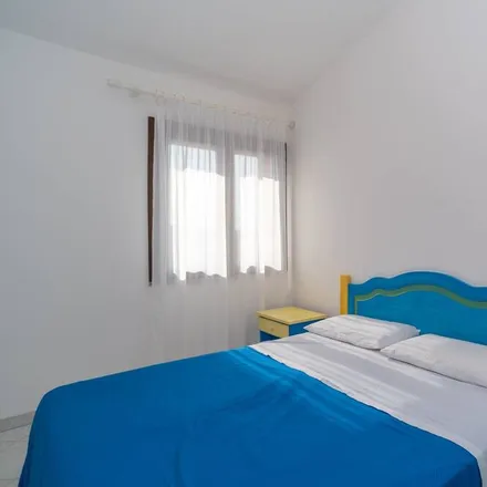 Image 5 - Lu Palau/Palau, Sassari, Italy - Apartment for rent