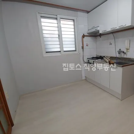 Image 3 - 서울특별시 송파구 잠실동 312-13 - Apartment for rent