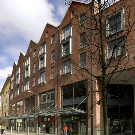 Image 4 - Victoria Square, Pottinger's Entry, Cathedral Quarter, Belfast, BT1 4EB, United Kingdom - Apartment for rent