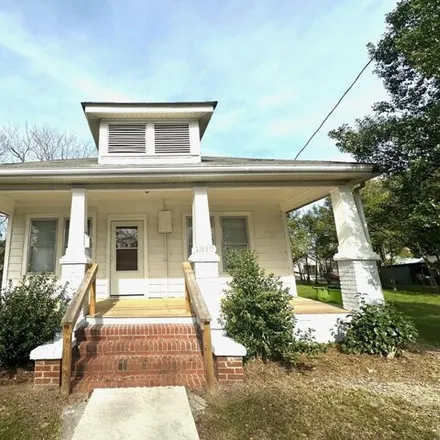 Rent this 4 bed house on 1852 Wilmington Street in Woodrow, New Bern