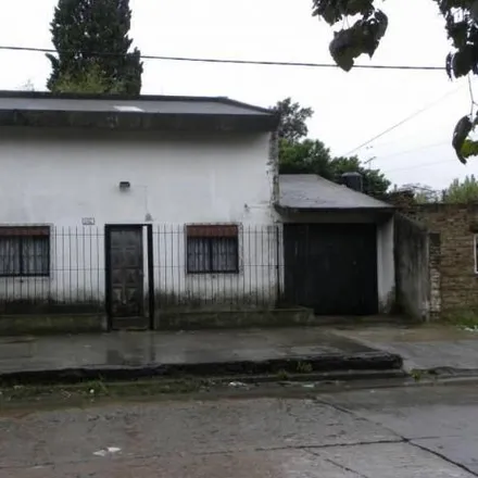 Buy this 2 bed house on Barrientos y José Hernández in Barrientos, Partido de La Matanza