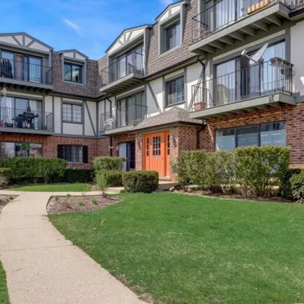 Buy this 2 bed condo on 186 Steeple Drive in Buffalo Grove, Lake County