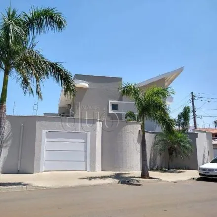 Buy this 3 bed house on Rua Antonio Cobra Filho in Vila Industrial, Piracicaba - SP