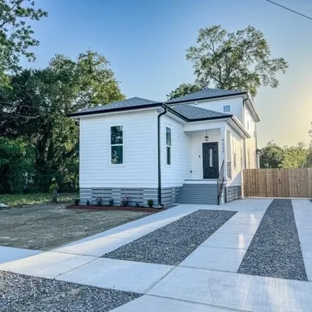 Buy this 3 bed house on 4222 Hamburg Street in New Orleans, LA 70122