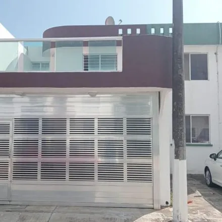 Buy this 3 bed house on Calle Ignacio Allende in Oasis, 94290 Boca del Río