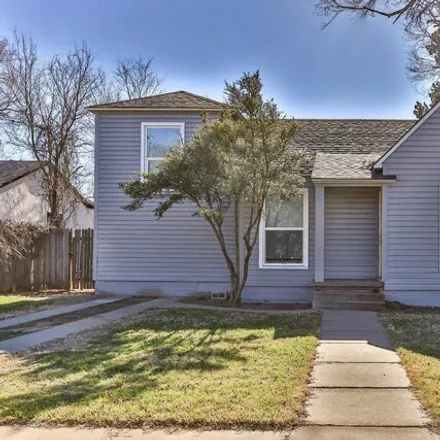 Rent this 3 bed house on 2443 25th Street in Lubbock, TX 79411