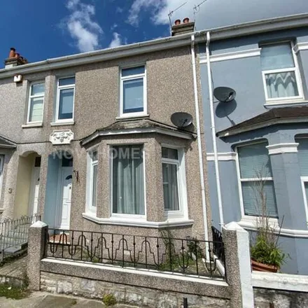 Rent this 3 bed townhouse on 13 Brunel Terrace in Plymouth, PL2 1PZ