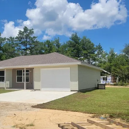 Buy this 3 bed house on 253 Shorey Dr in Defuniak Springs, Florida