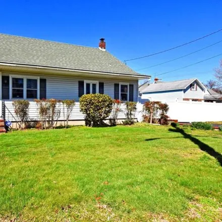 Buy this 4 bed house on 104 Ironshire Street in Snow Hill, Worcester County