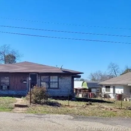 Image 3 - Southside Baptist Church, East Trice Street, Hugo, OK 74743, USA - House for sale