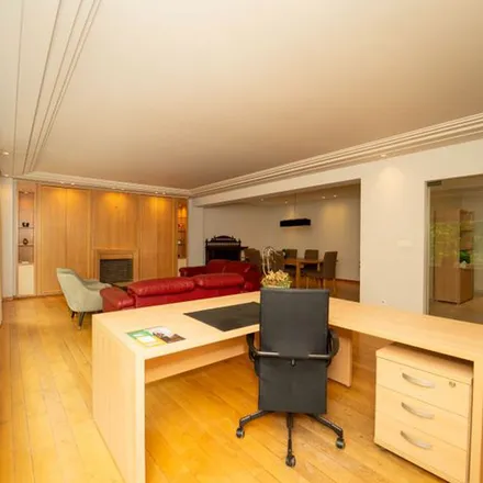 Rent this 3 bed apartment on Floraliënlaan 6;7 in 9000 Ghent, Belgium