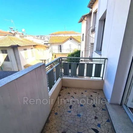 Rent this 3 bed apartment on 2 Avenue Auguste Renoir in 06800 Cagnes-sur-Mer, France