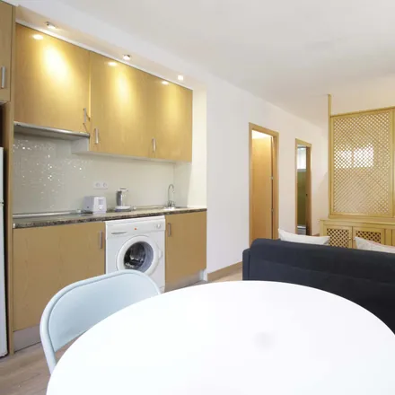 Image 2 - Madrid, Calle Corozal, 2, 28043 Madrid - Apartment for rent