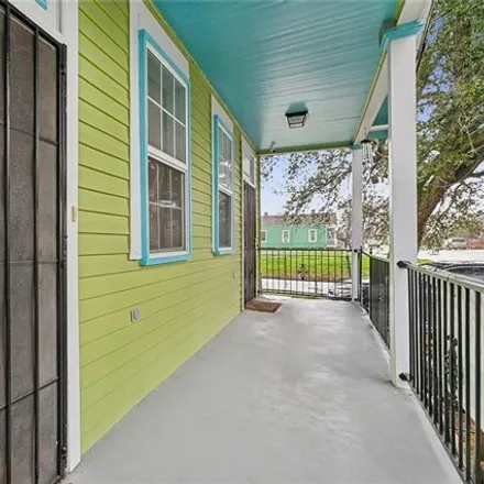 Image 1 - 8927 Hickory Street, New Orleans, LA 70118, USA - House for rent