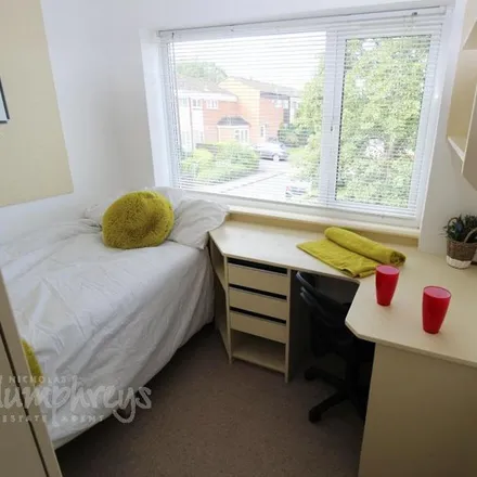 Image 5 - Water Mill Close, Metchley, B29 6SU, United Kingdom - Room for rent
