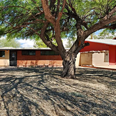 Buy this 3 bed house on 2872 North Magnolia Avenue in Tucson, AZ 85712