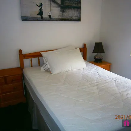 Rent this 1 bed apartment on Park Close in Stratford-on-Avon, CV47 2AW