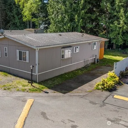 Buy this studio apartment on unnamed road in Everett, WA 98202
