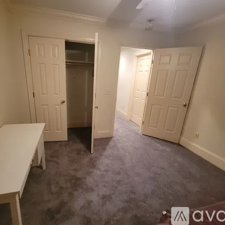 Rent this 1 bed apartment on Elon North Carolina