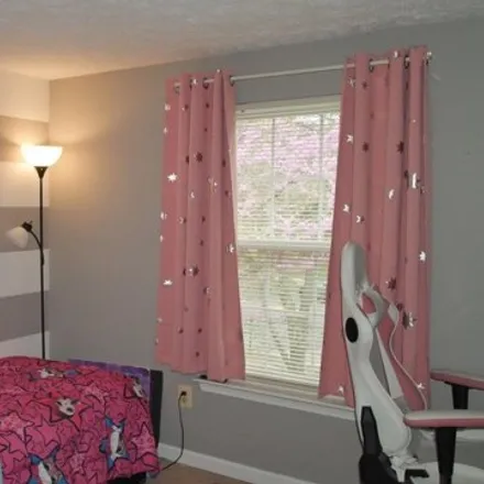 Image 7 - 913 Pleasant Hill Lane, Bowie, MD 20716, USA - House for sale